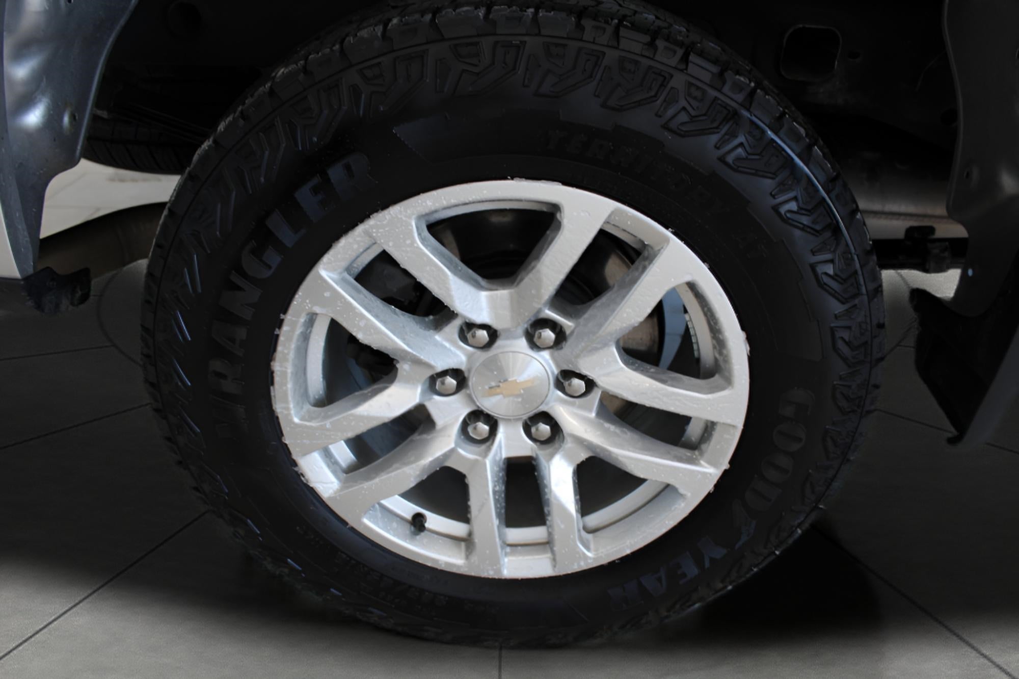 2022 Chevrolet Silverado 1500 LTD 4WD Crew Cab 147 LT w/2FL