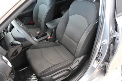 2023 Kia Forte LXS IVT