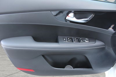 2024 Kia Forte GT-Line IVT
