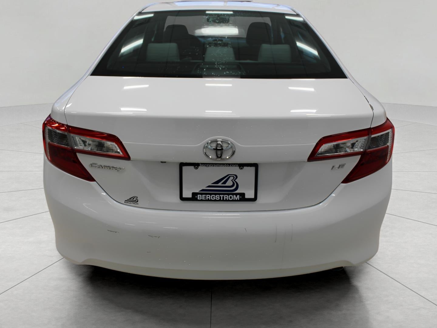 2014 Toyota CAMRY SEDAN