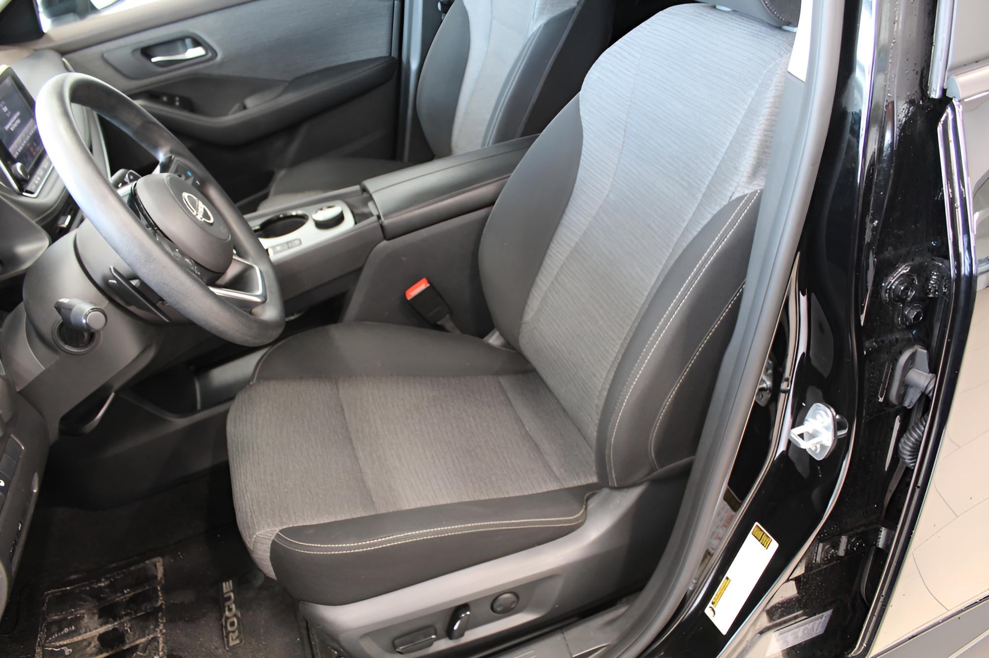 2023 Nissan Rogue AWD SV