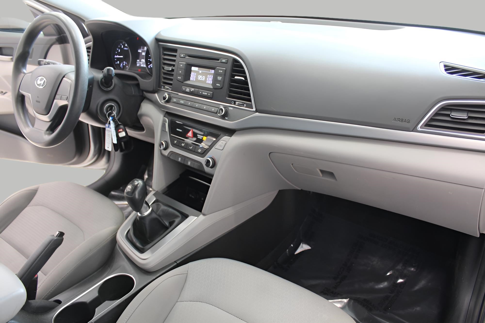 2018 Hyundai Elantra SE 2.0L Manual