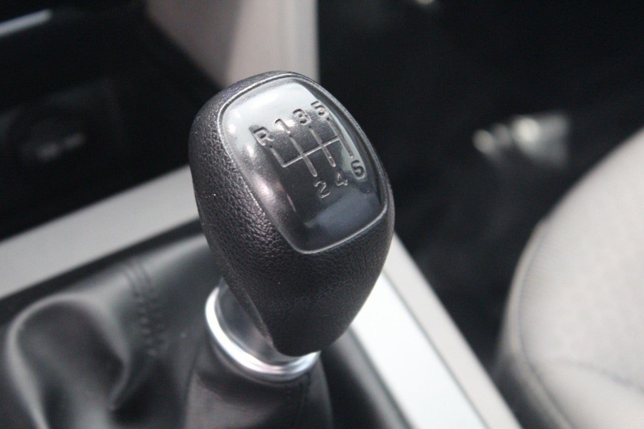 2018 Hyundai Elantra SE 2.0L Manual