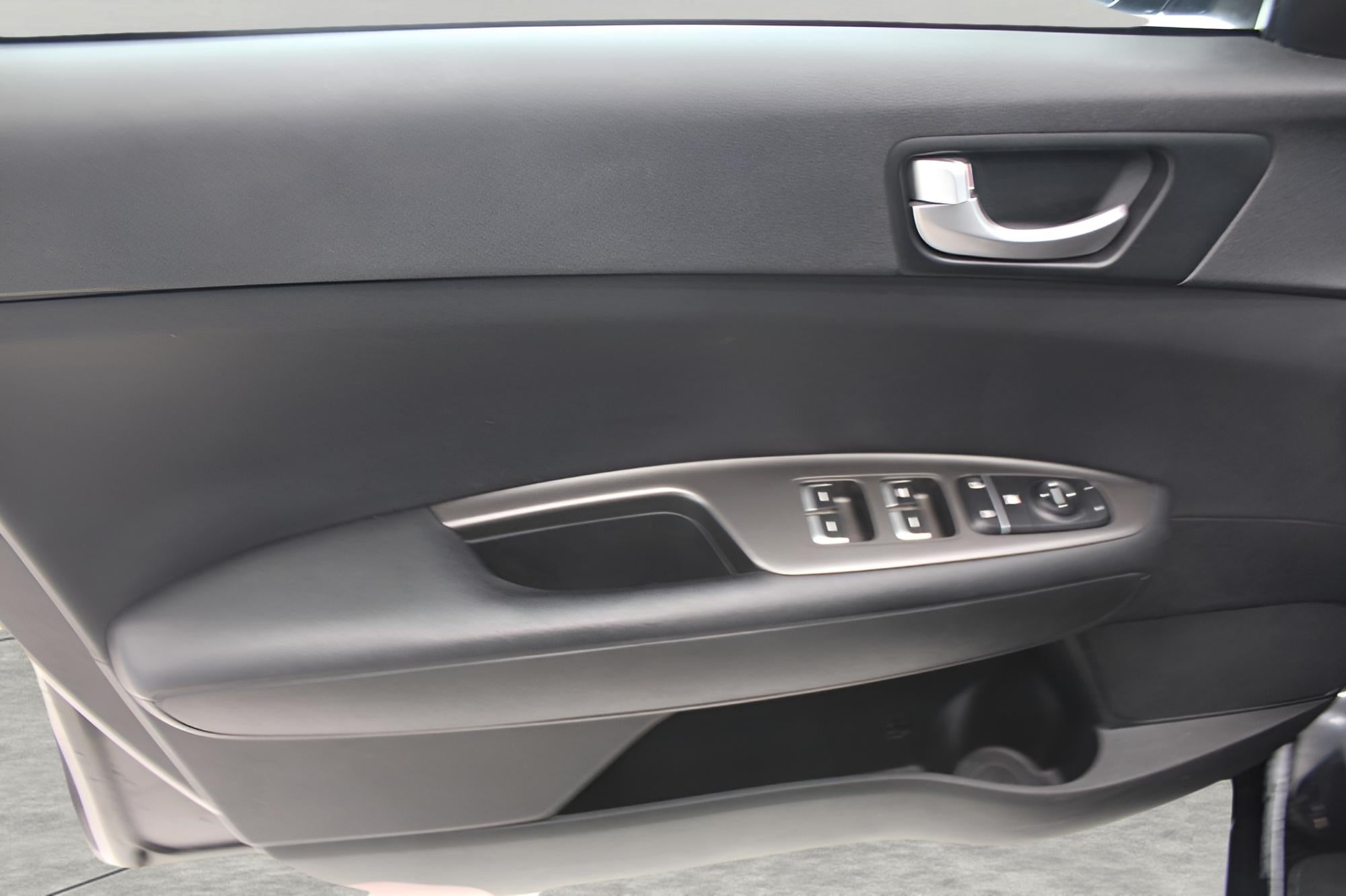 2020 Kia Optima LX Auto