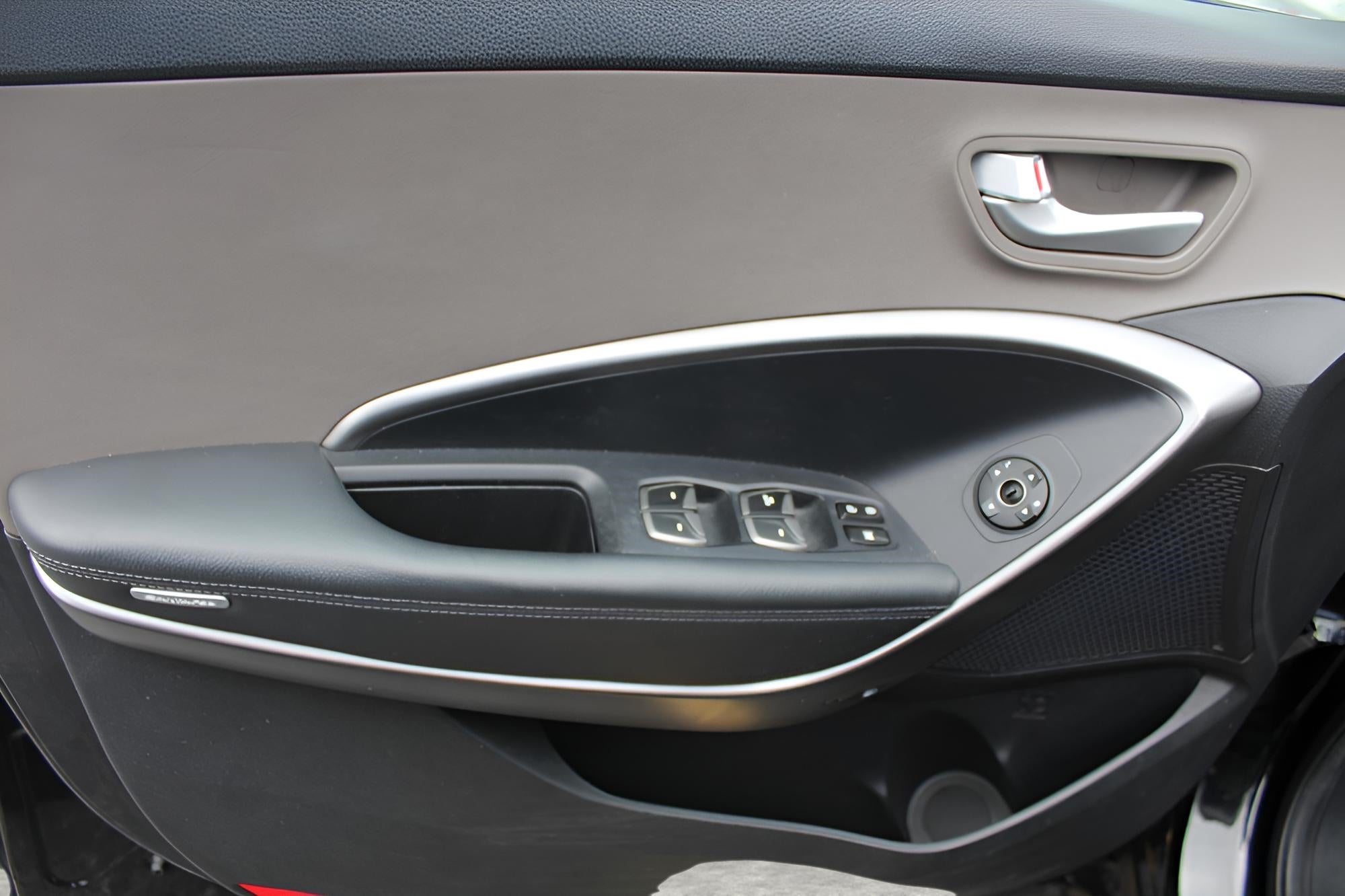 2014 Hyundai Santa Fe Sport FWD 4dr 2.4
