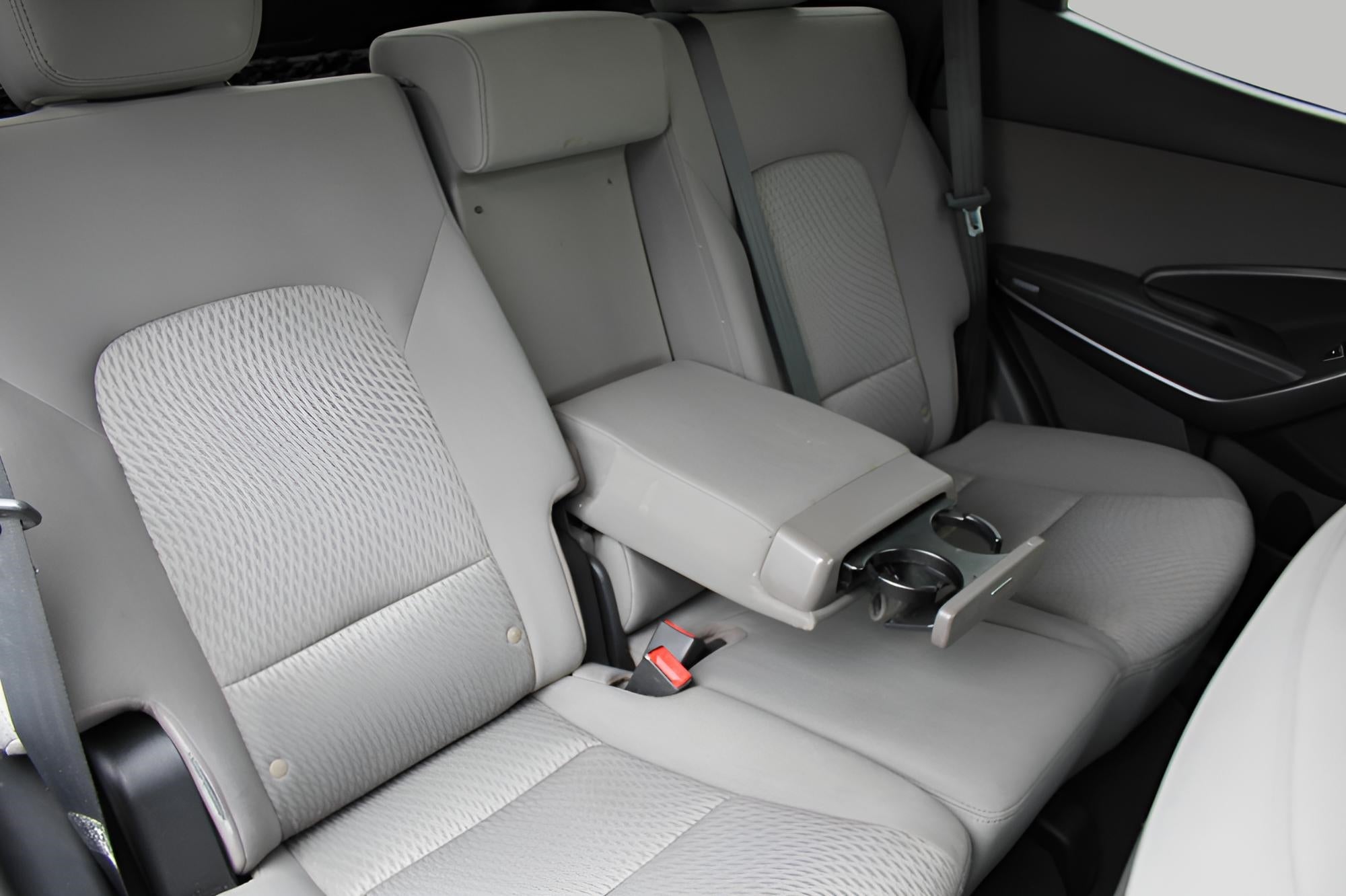 2014 Hyundai Santa Fe Sport FWD 4dr 2.4