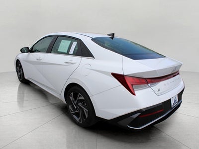 2024 Hyundai Elantra SEL IVT