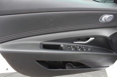 2024 Hyundai Elantra SEL IVT