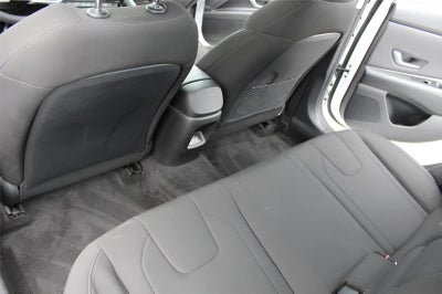 2024 Hyundai Elantra SEL IVT