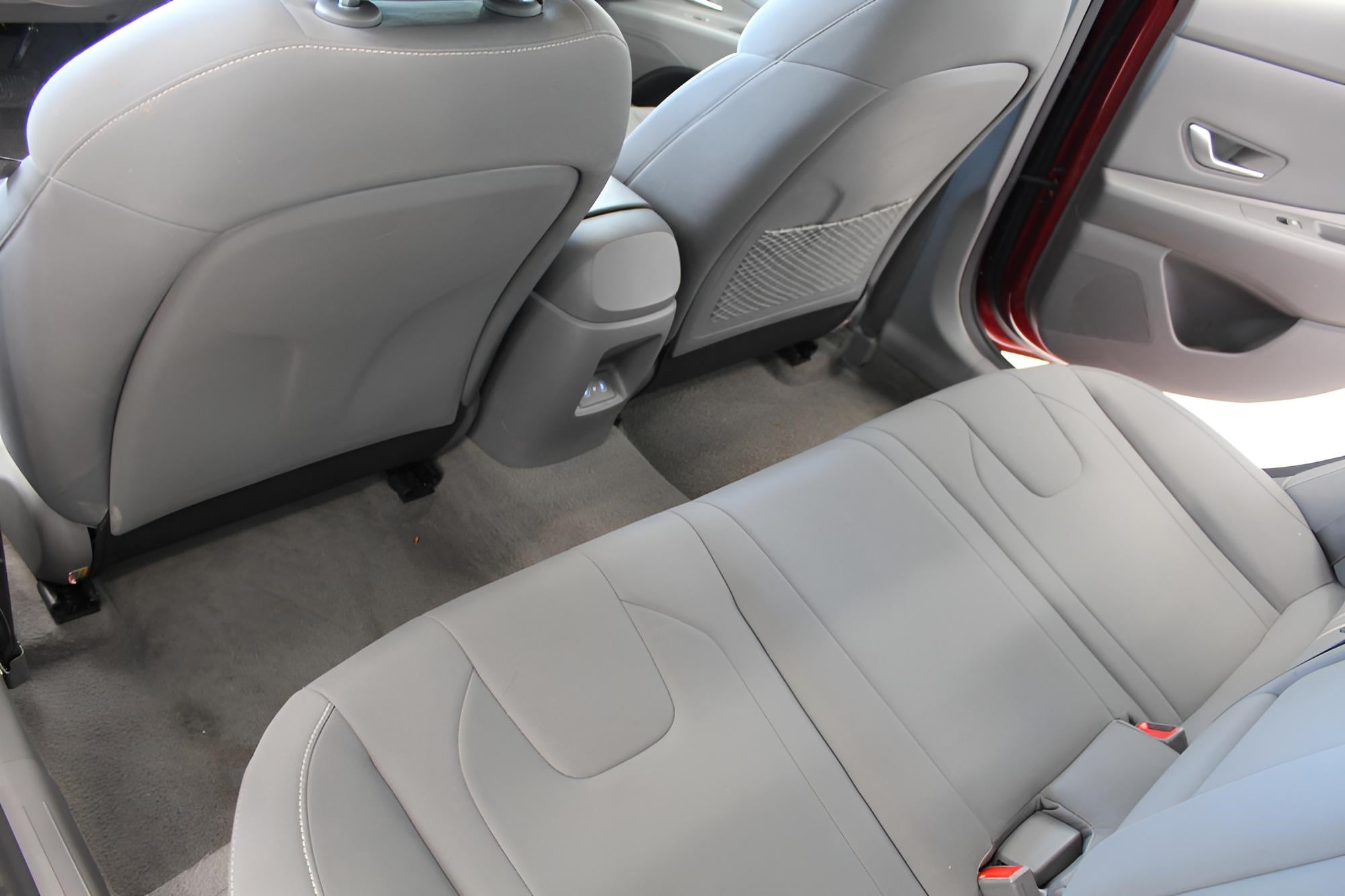 2025 Hyundai ELANTRA SEDAN