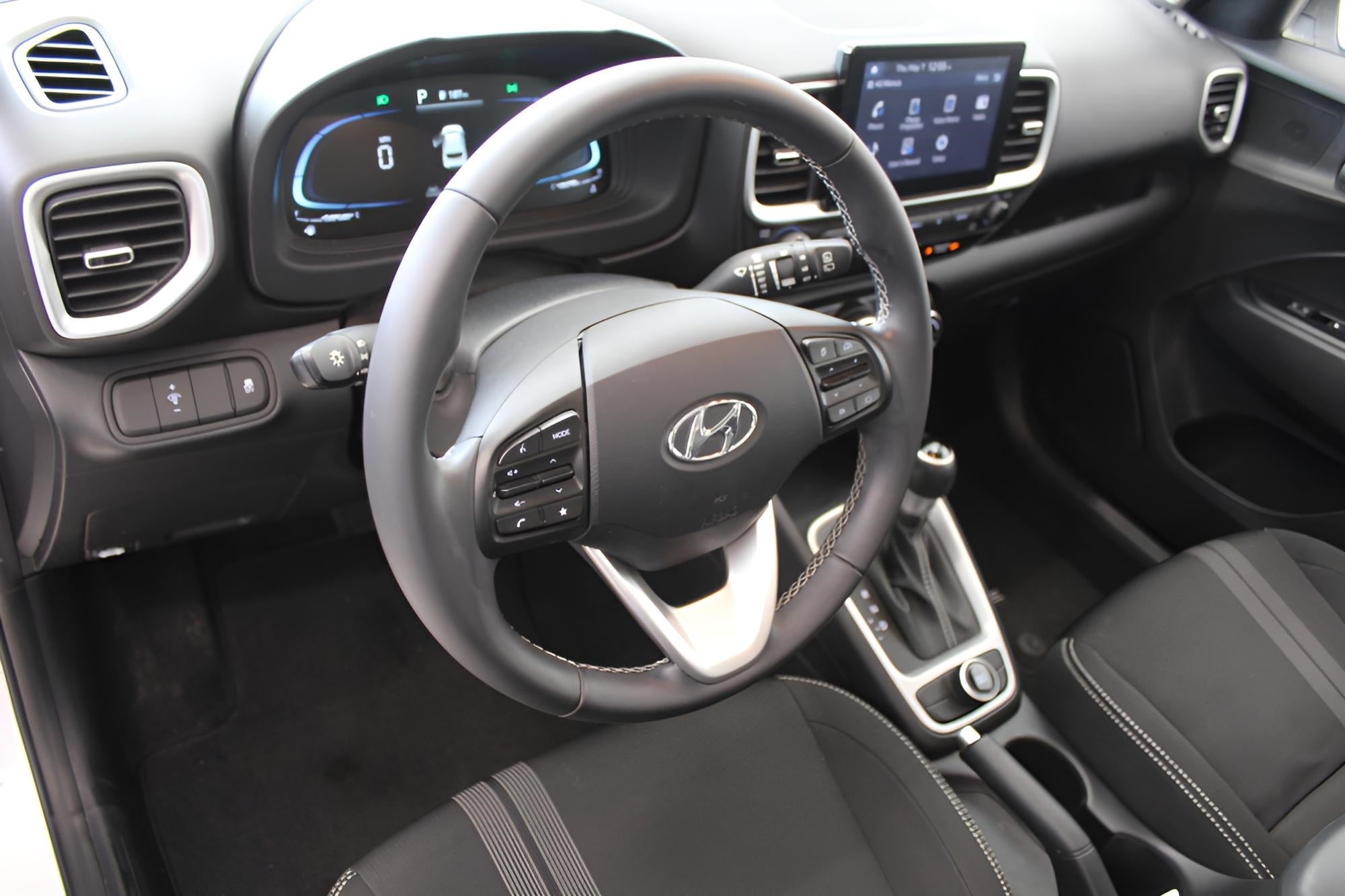 2024 Hyundai Venue SEL IVT