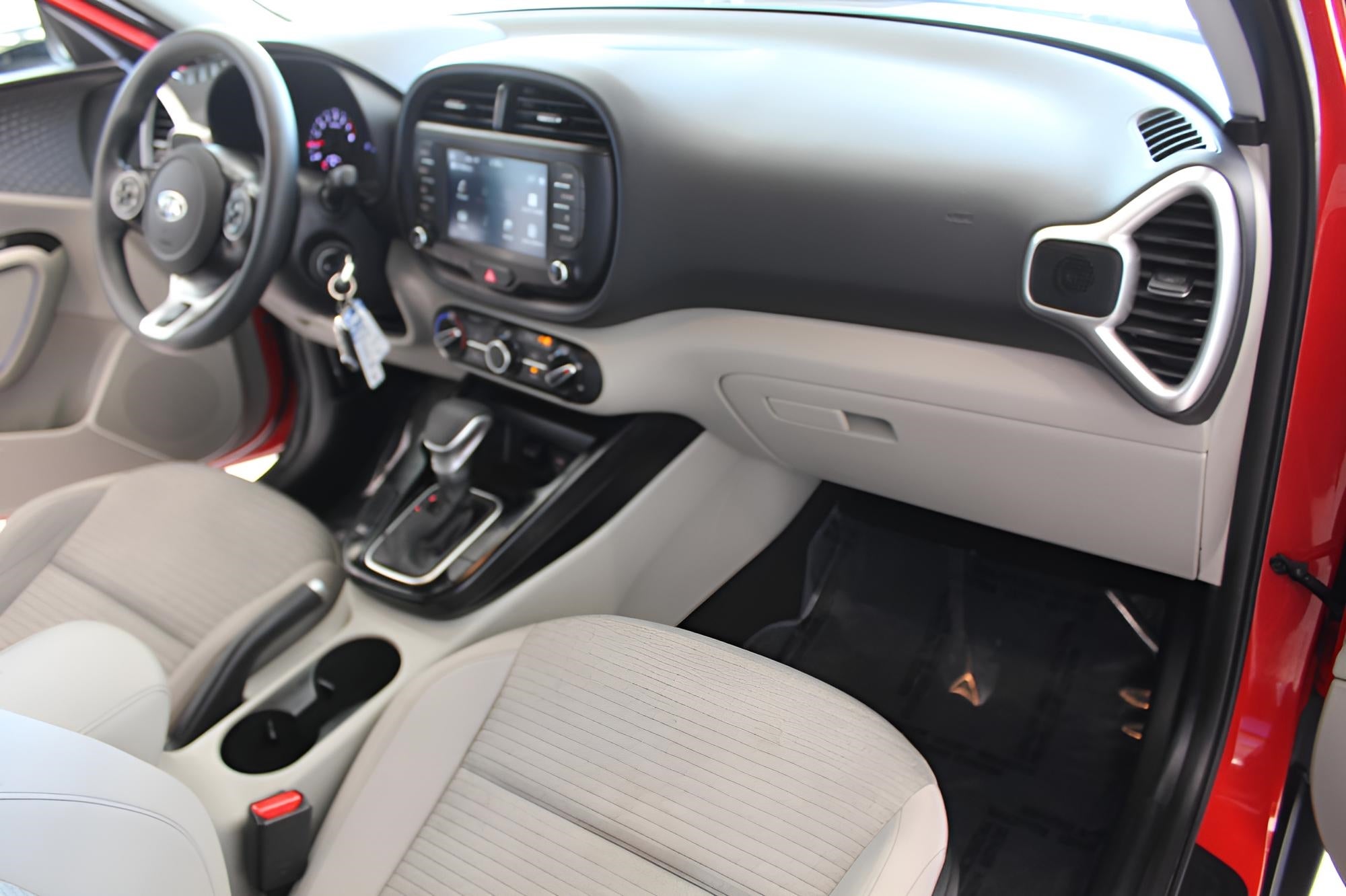 2020 Kia Soul S IVT