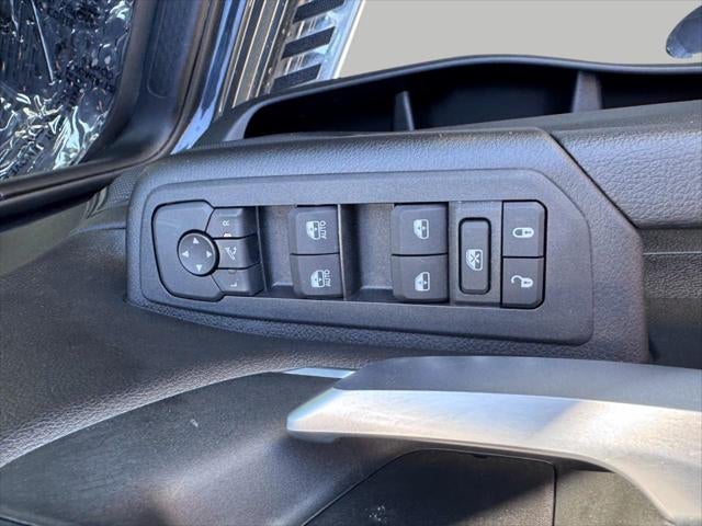 2025 RAM 1500 CREW CAB