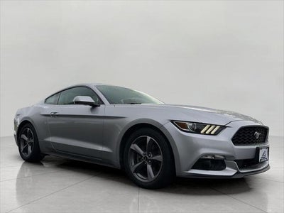 2015 Ford Mustang 2dr Fastback V6
