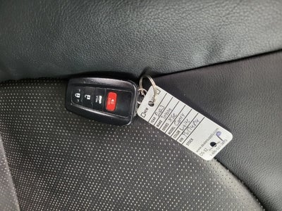 2023 Toyota Camry XSE Auto