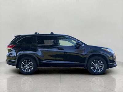 2017 Toyota Highlander XLE V6 AWD