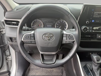 2024 Toyota Highlander LE AWD