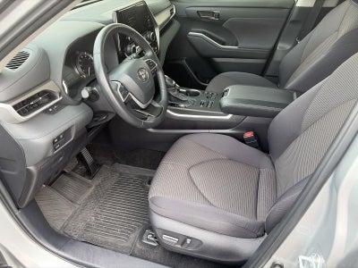 2024 Toyota Highlander LE AWD