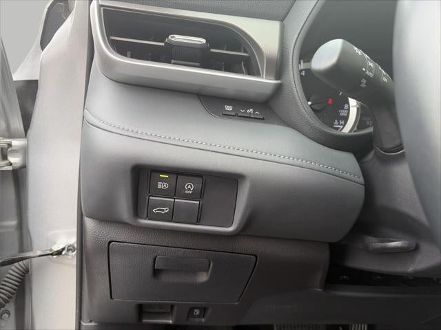 2024 Toyota Highlander LE AWD