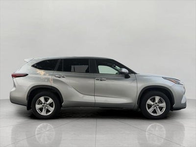 2024 Toyota Highlander LE AWD