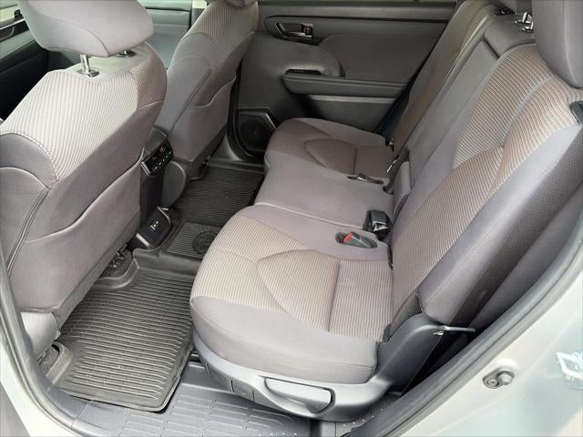 2024 Toyota Highlander LE AWD