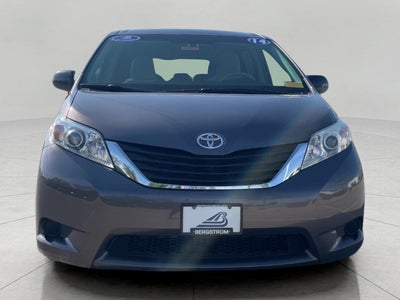2014 Toyota Sienna 5dr 7-Pass Van V6 LE AAS FWD