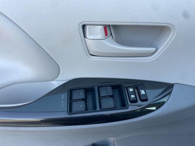 2014 Toyota Sienna 5dr 7-Pass Van V6 LE AAS FWD