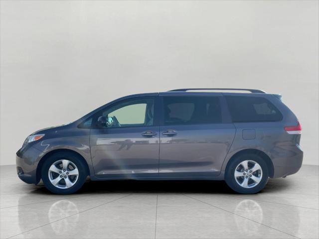 2014 Toyota Sienna 5dr 7-Pass Van V6 LE AAS FWD