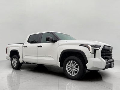 2025 Toyota Tundra 4WD SR5 CrewMax 5.5' Bed