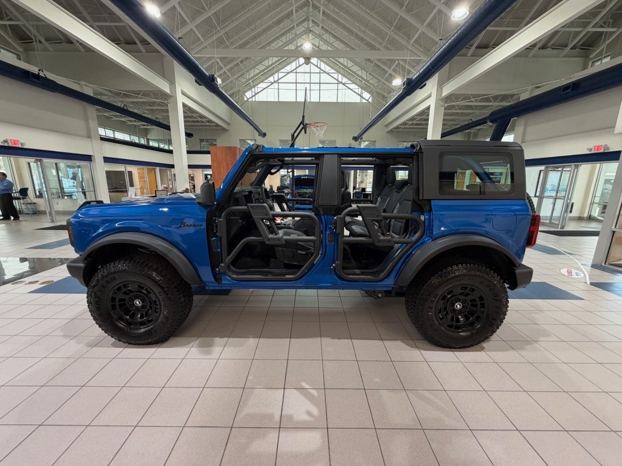 2026 Ford Bronco 4 DOOR 4X4 FORD CUSTOM GARAGE