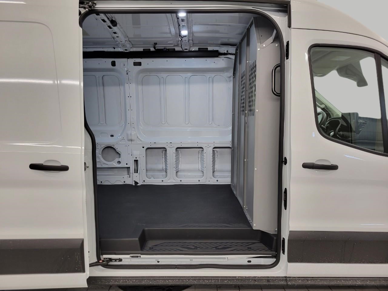 2026 Ford Transit Cargo Van T-350 148 Med Rf 9500 GVWR AWD