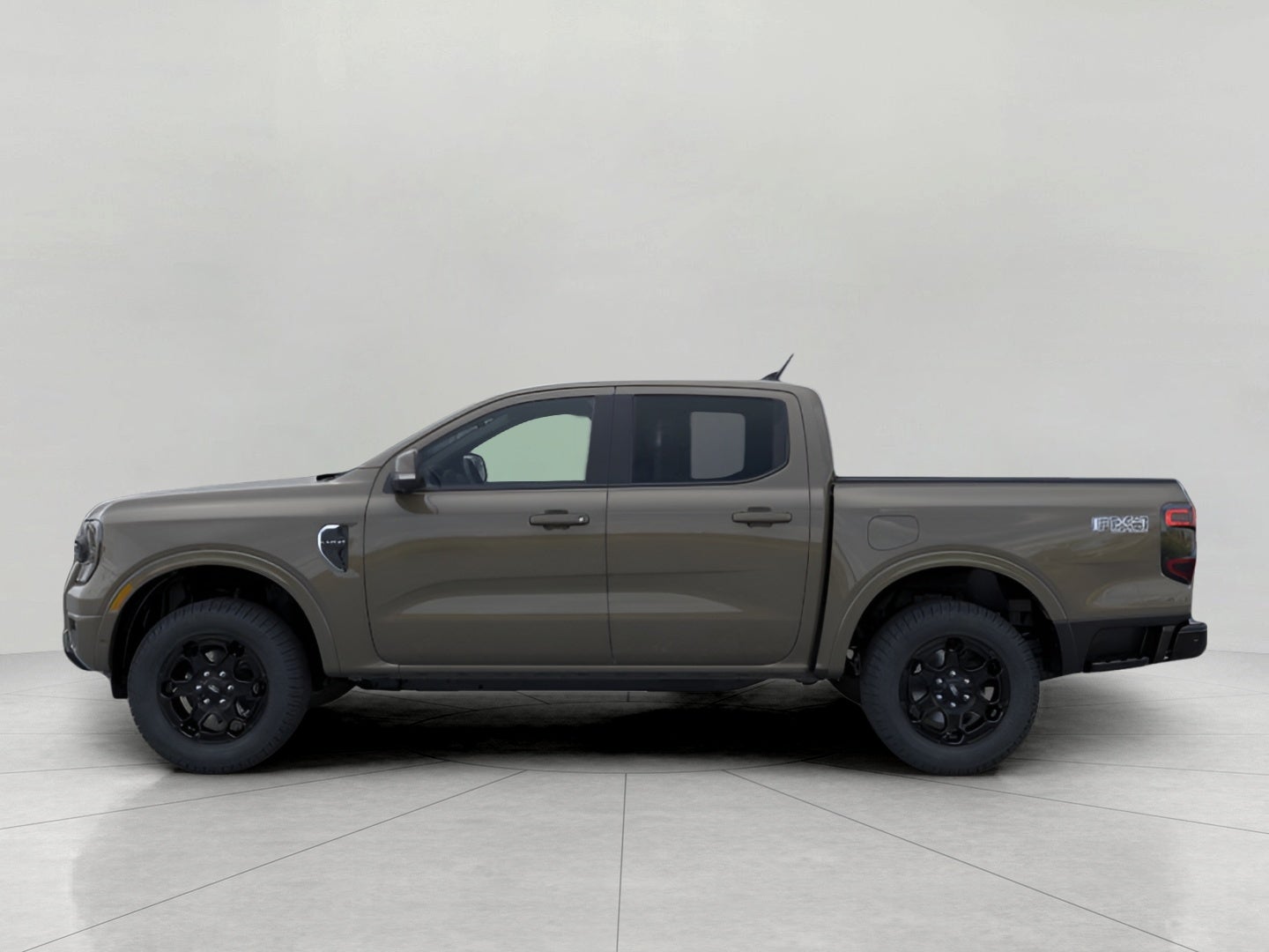 2025 Ford Ranger LARIAT 4WD SuperCrew 5' Box