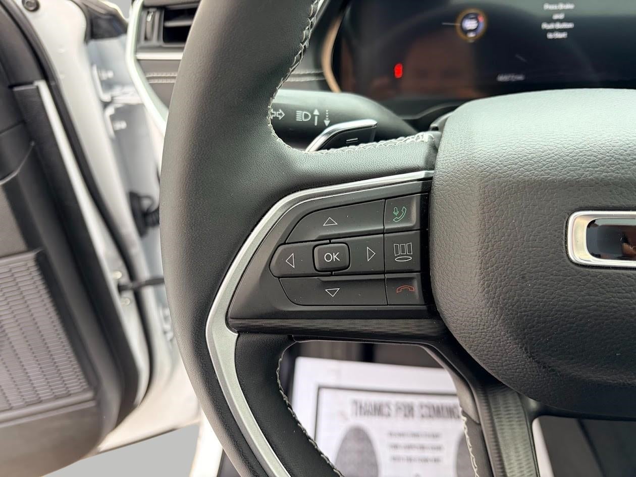 2023 Jeep Grand Cherokee Altitude 4x4