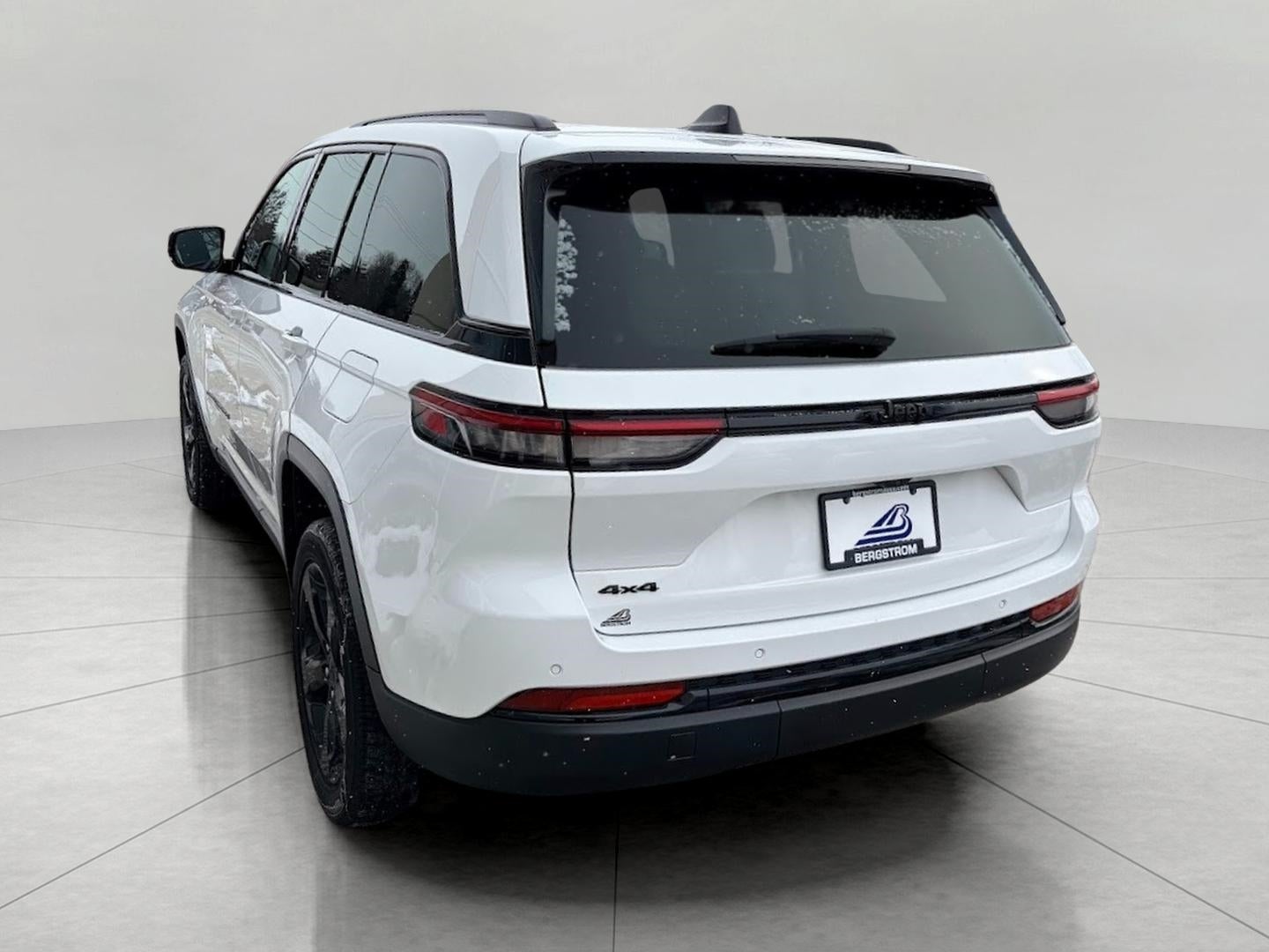 2023 Jeep Grand Cherokee Altitude 4x4