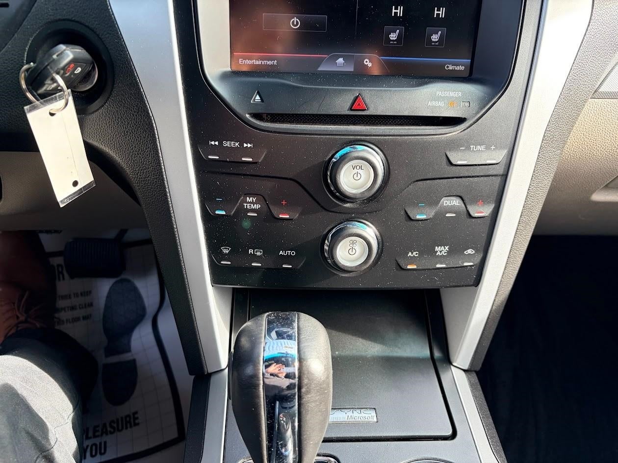 2013 Ford Explorer 4WD 4dr XLT