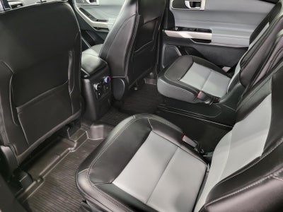 2023 Ford Explorer XLT 4WD