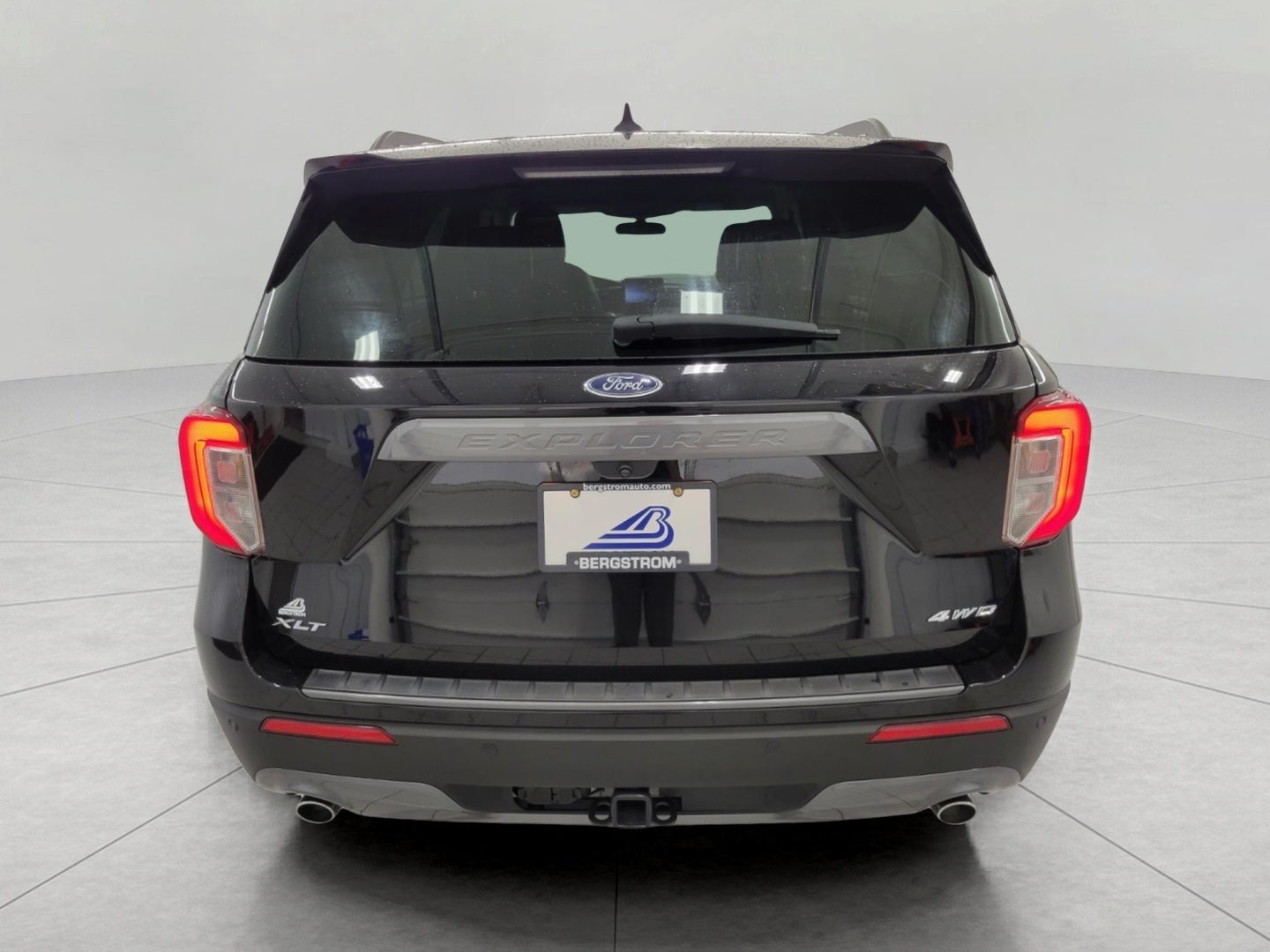 2023 Ford Explorer XLT 4WD