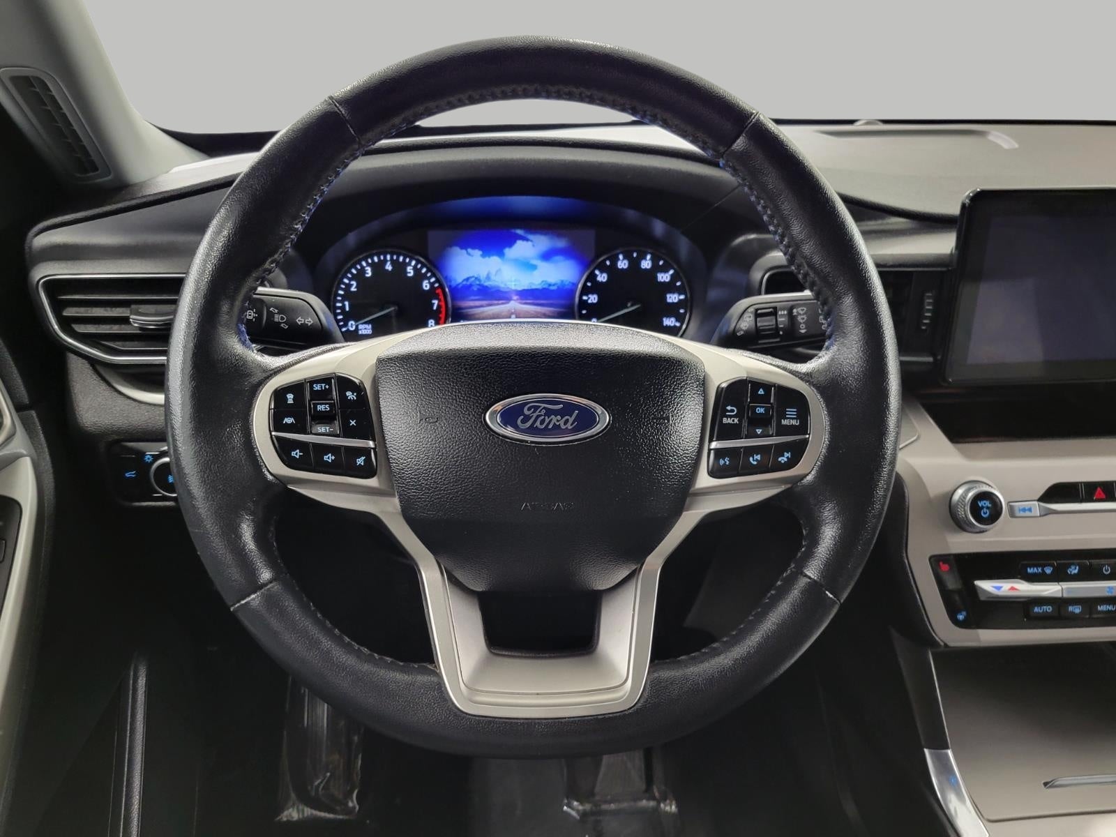 2023 Ford Explorer XLT 4WD