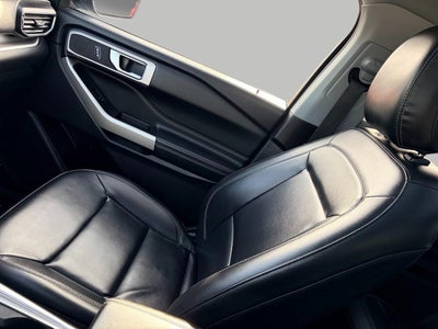 2021 Ford Explorer XLT 4WD
