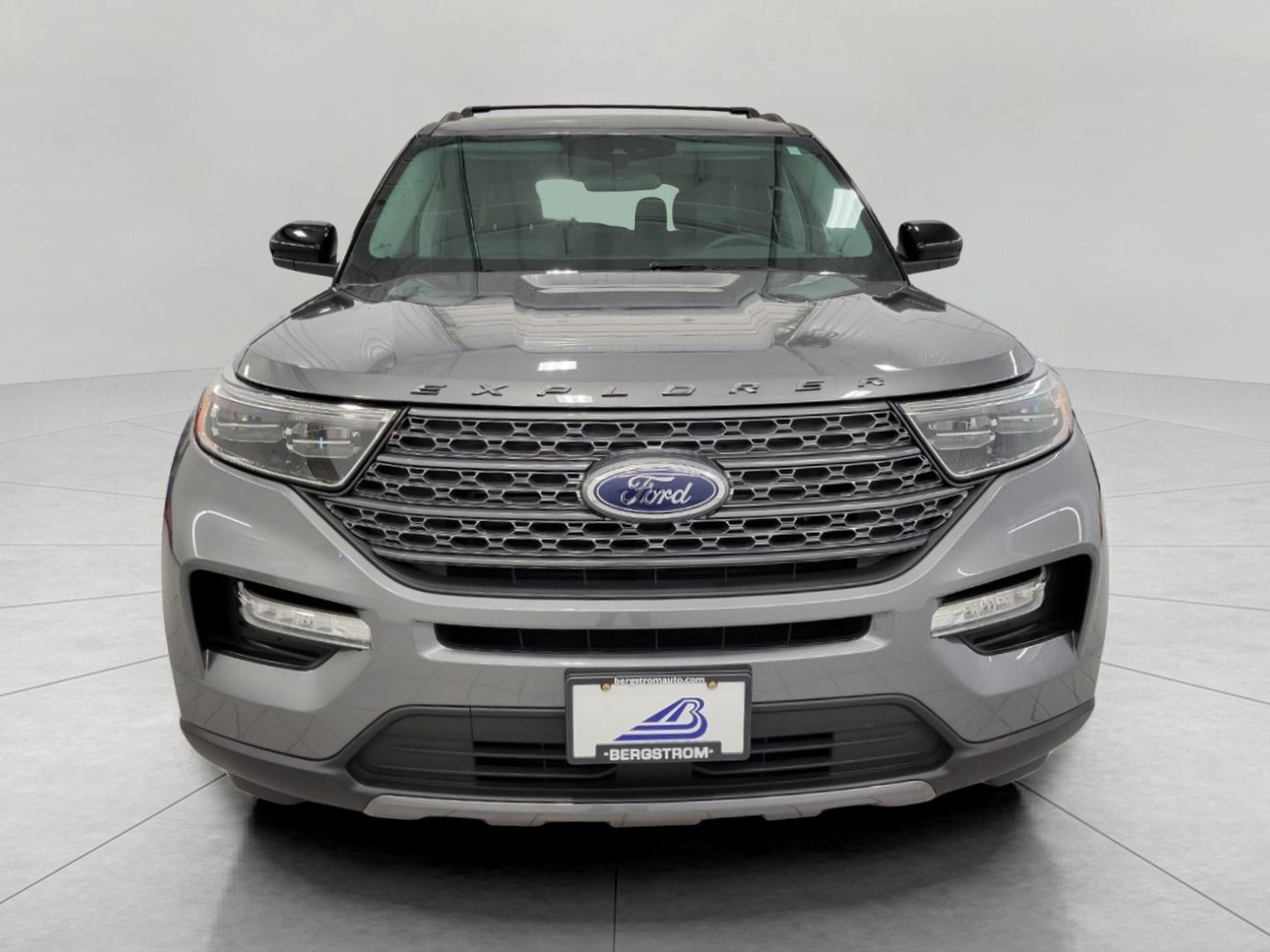 2023 Ford Explorer XLT 4WD