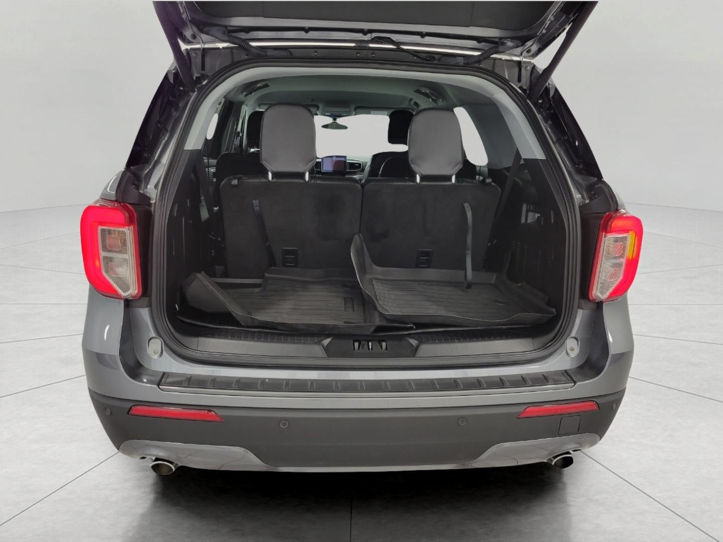 2023 Ford Explorer XLT 4WD