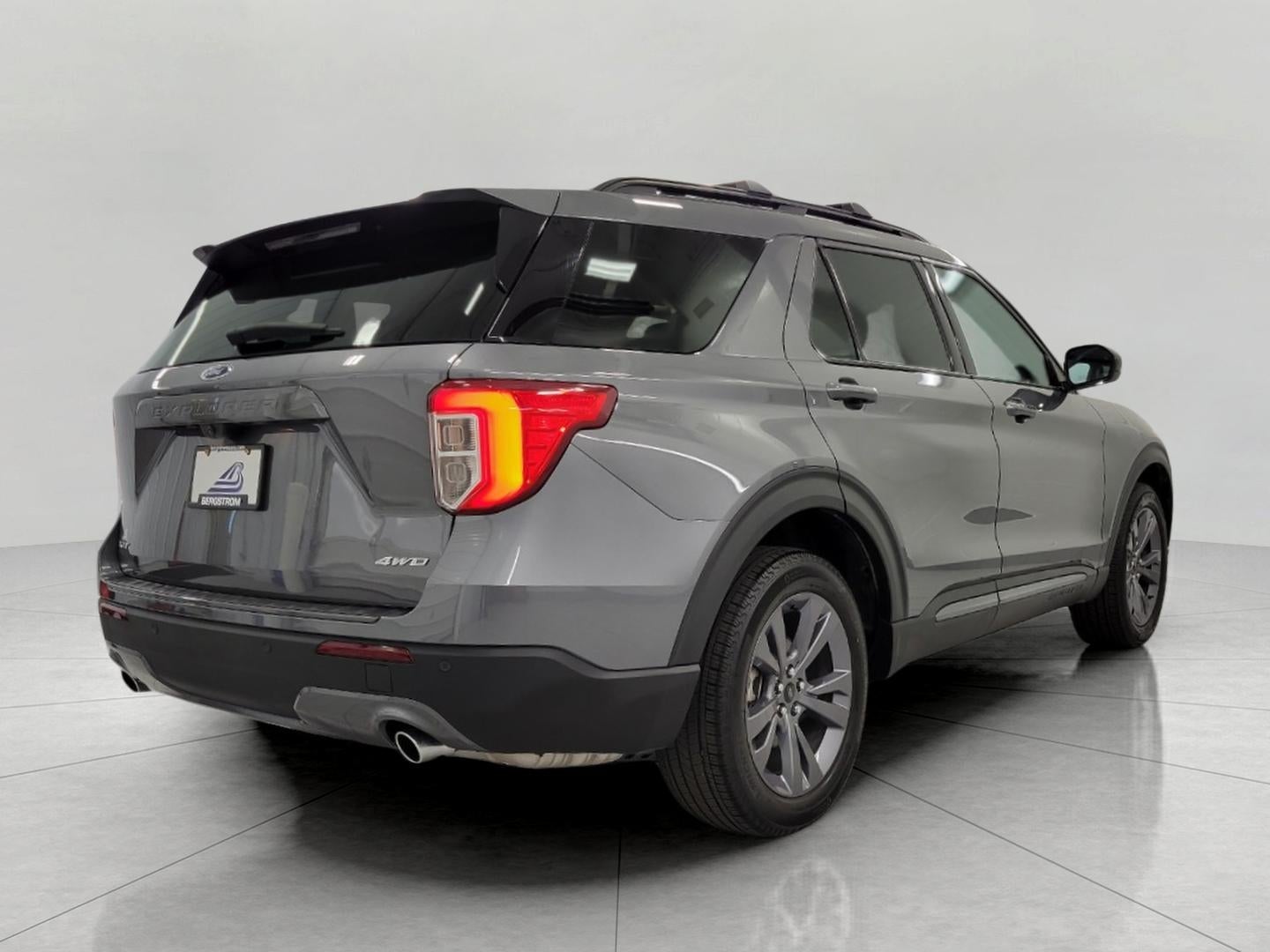 2023 Ford Explorer XLT 4WD