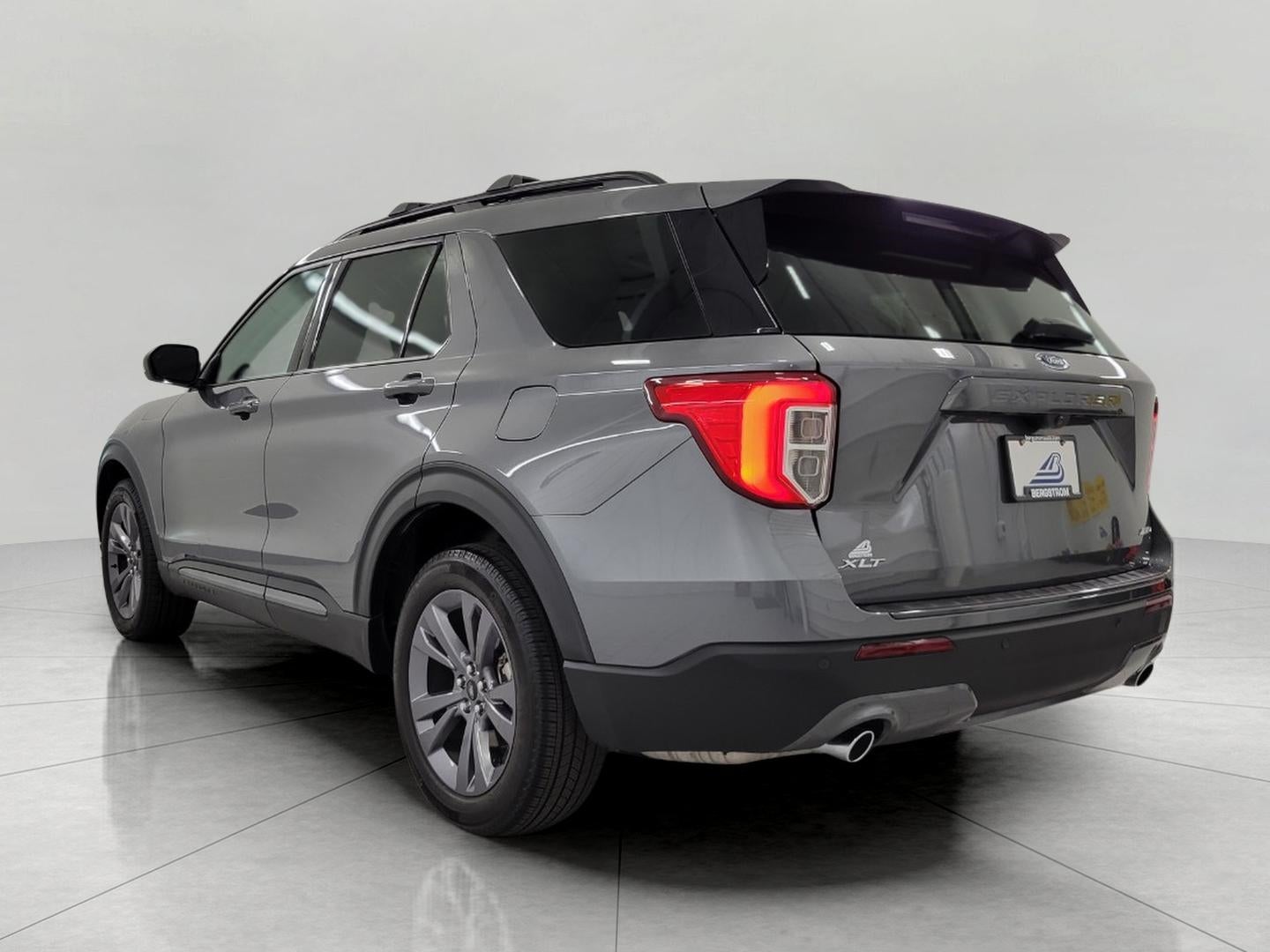 2023 Ford Explorer XLT 4WD