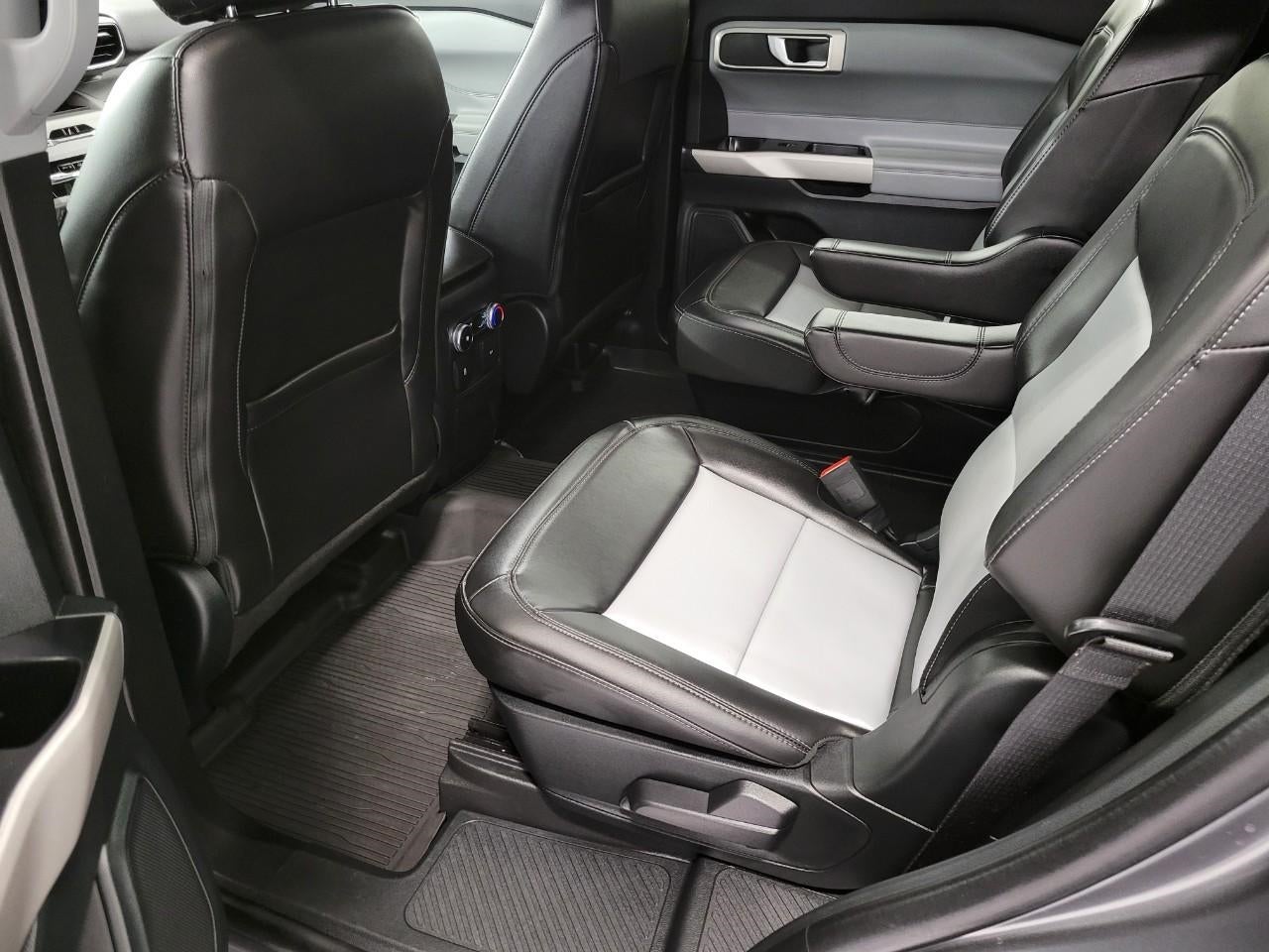2023 Ford Explorer XLT 4WD