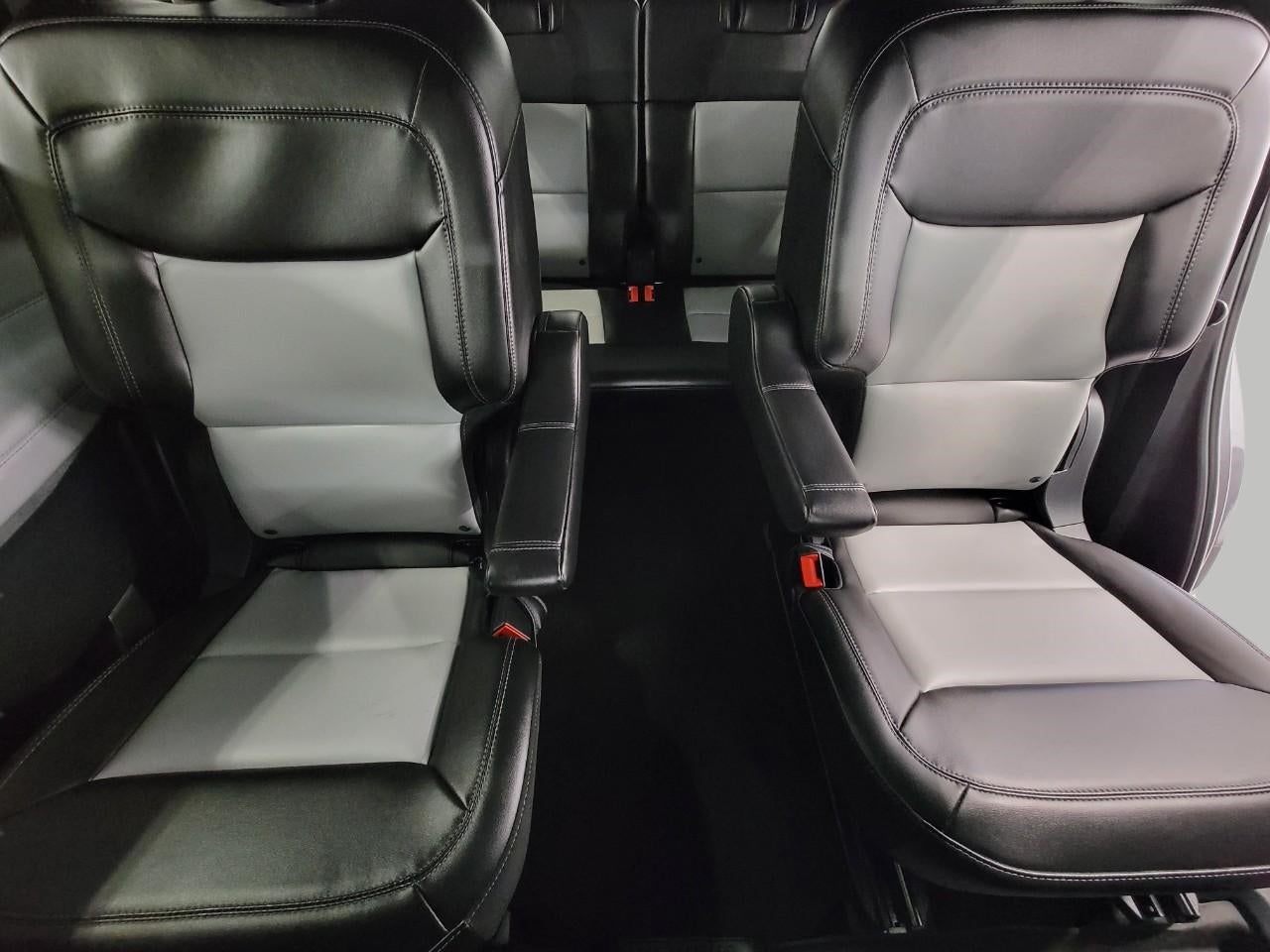2023 Ford Explorer XLT 4WD