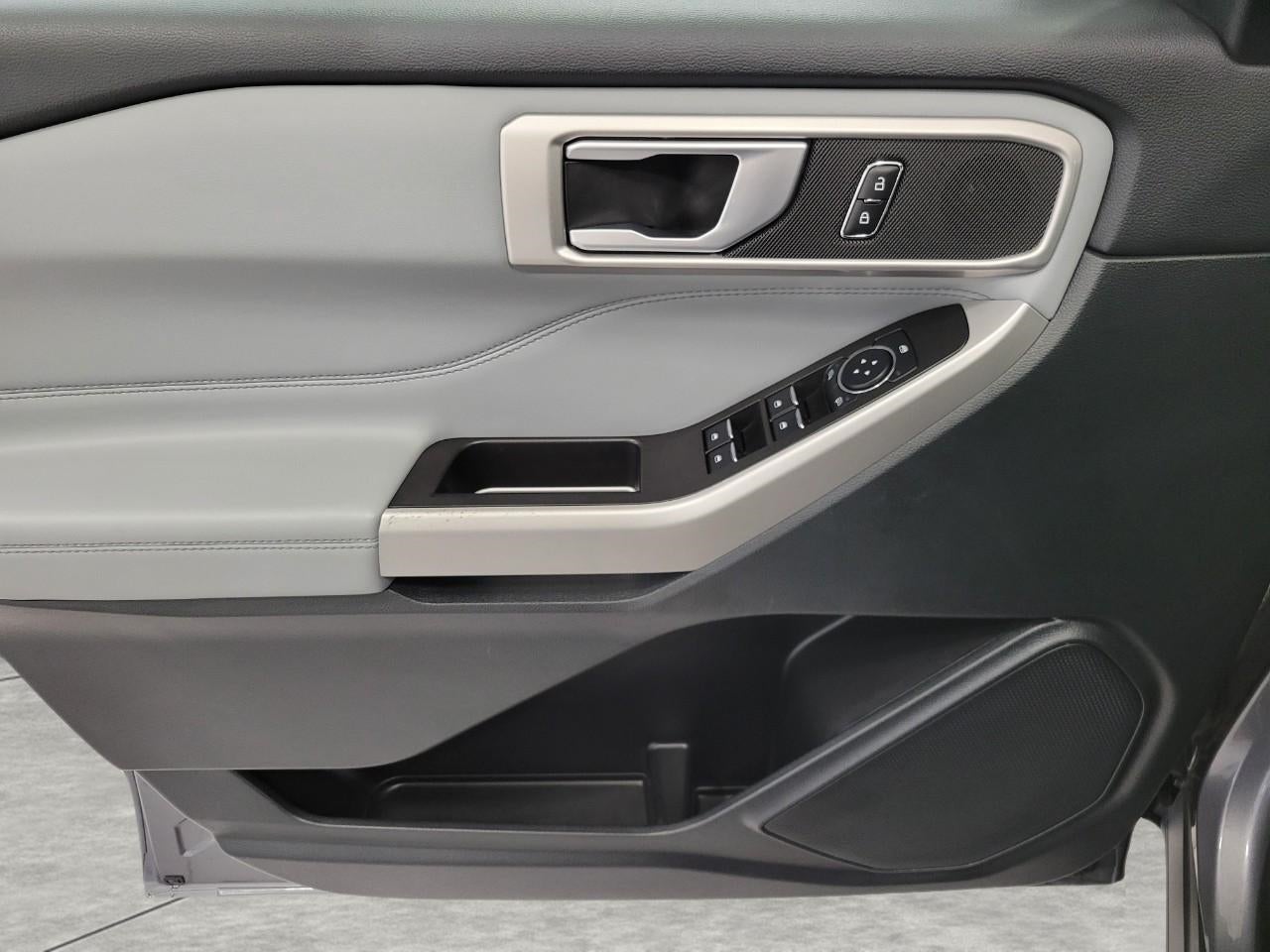 2023 Ford Explorer XLT 4WD