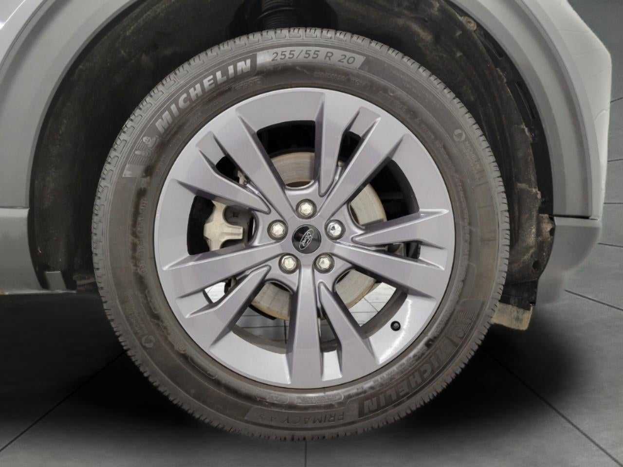 2023 Ford Explorer XLT 4WD