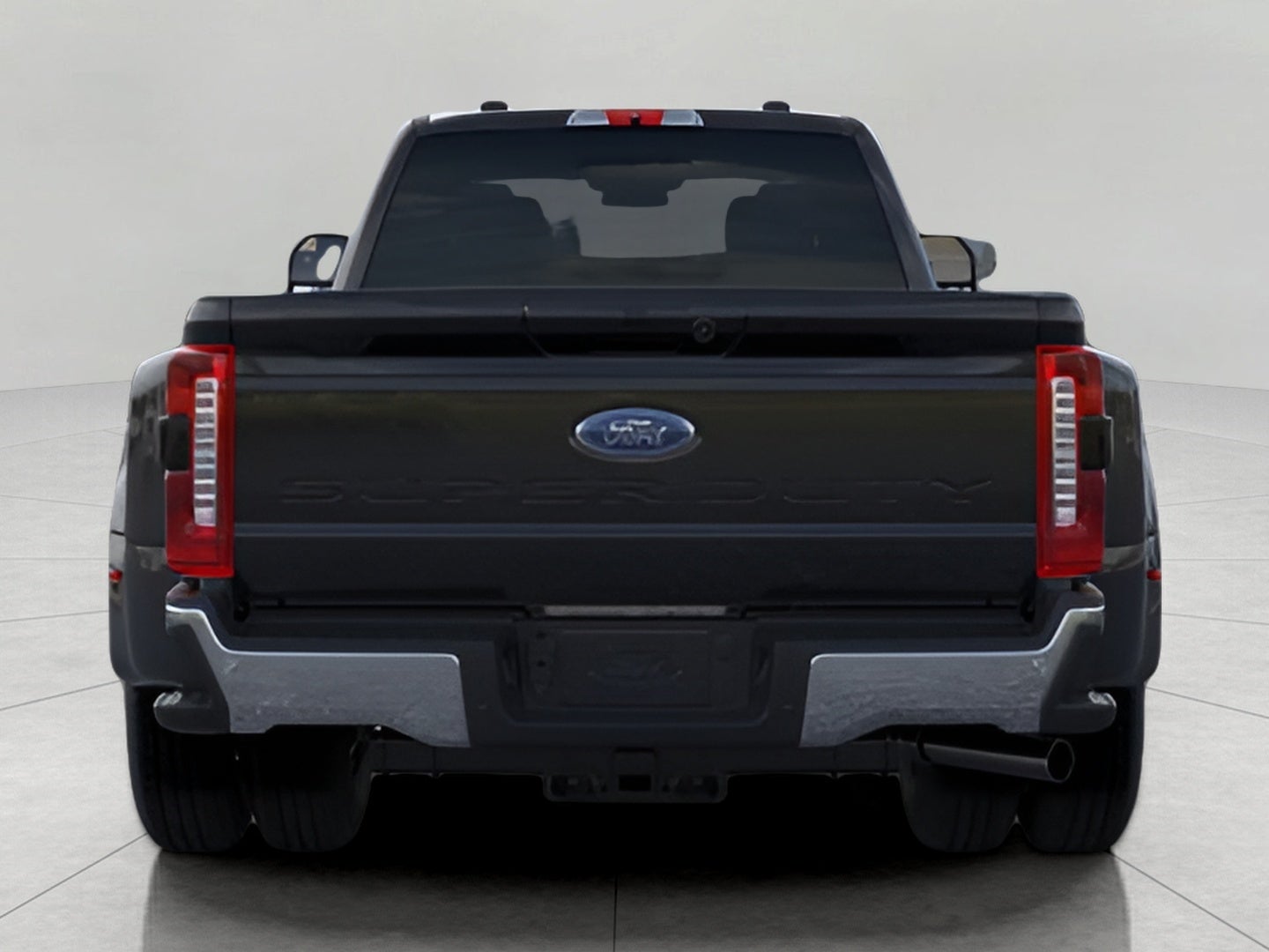 2026 Ford Super Duty F-350 DRW LARIAT 4WD Crew Cab 8' Box