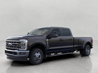 2026 Ford Super Duty F-350 DRW LARIAT 4WD Crew Cab 8' Box