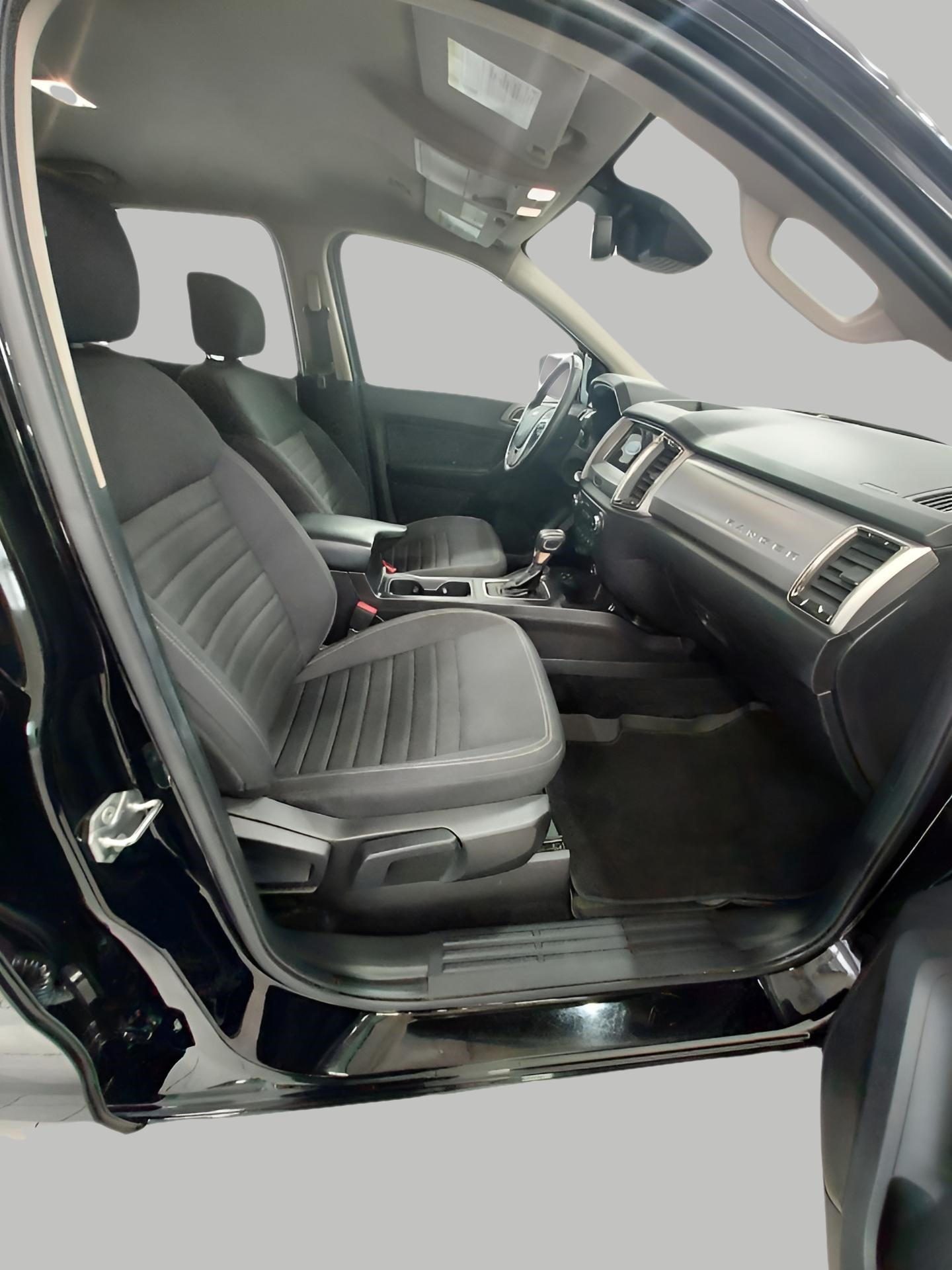 2023 Ford Ranger XLT 4WD SuperCrew 5' Box